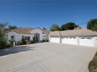10118 Boulder Knolls Dr, Escondido, CA 92026