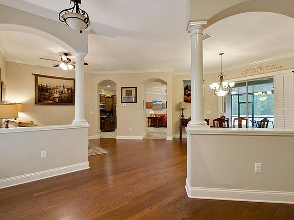 4th image of 2827 Sunny Ledge Ct