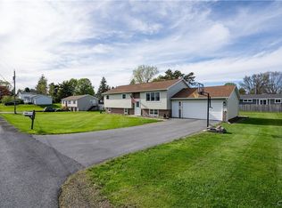 17599 Becky Ln, Adams, NY 13605