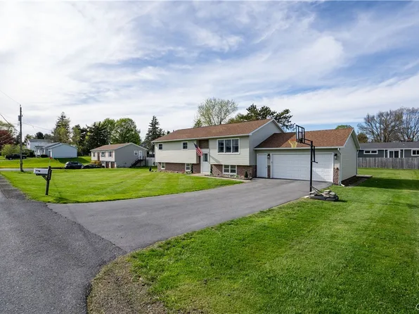 17599 Becky Ln, Adams, NY 13605