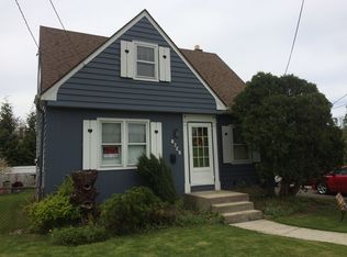 8729 Tuscarora Rd, Niagara Falls, NY 14304