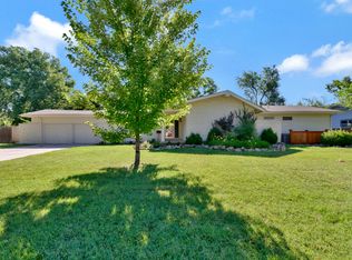 1908 N Edgemoor Dr, Wichita, KS 67208