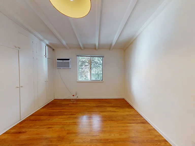12026-120285 Valleyheart Dr — Photo 10