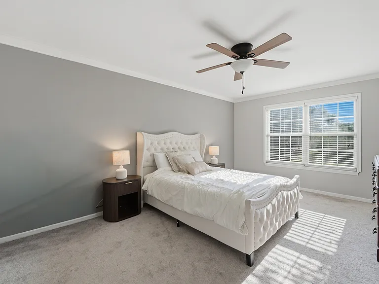 13920 S Cambridge Cir — Photo 22
