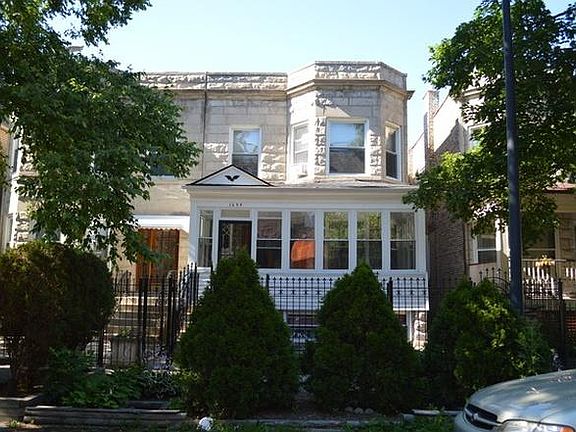 2nd image of 1634 W Bryn Mawr Ave