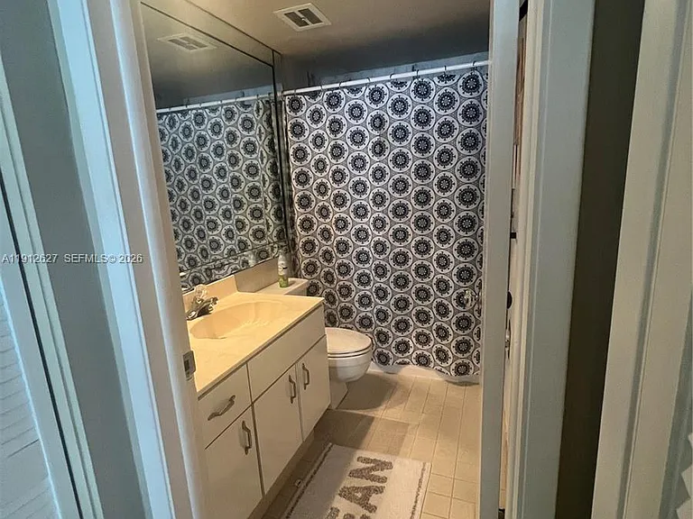 3800 Galt Ocean Dr #1403 — Photo 20
