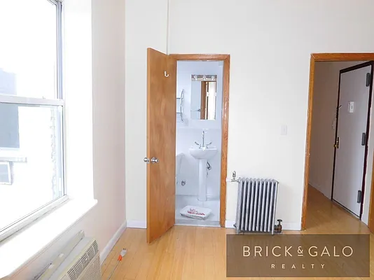 Rented by BRICK & GALO REALTY CORP | media 12