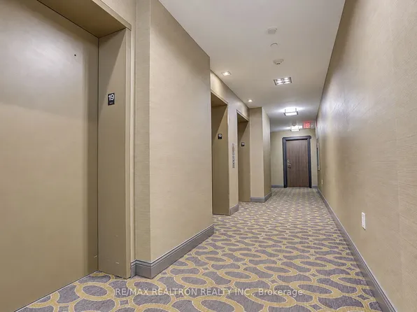 9560 Markham Rd #1905, Markham, ON L6E 0T4