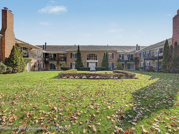 1740 Wellington Rd APT 111, Lansing, MI 48910