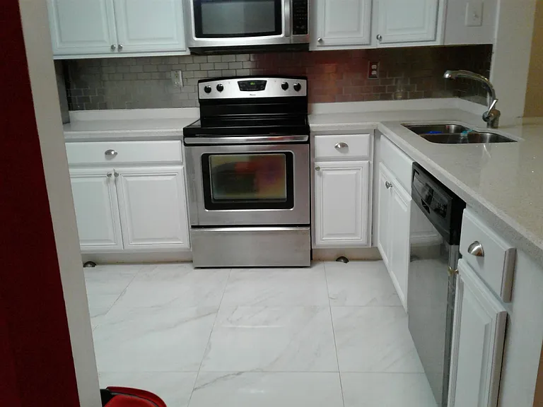 815 SW 113th Way #815 — Photo 16