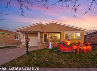 10117 Lawrence Ct, Oak Lawn, IL 60453