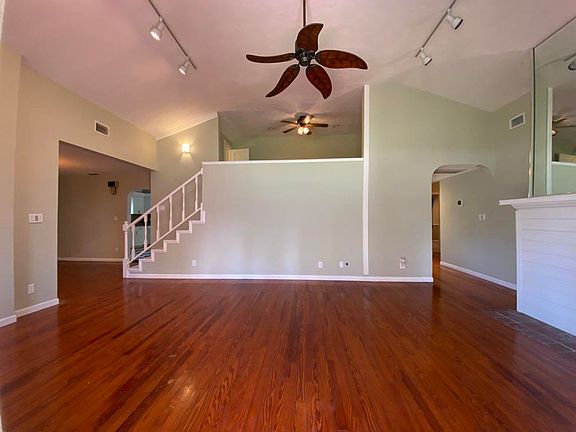 4th image of 847 Daytona Ave