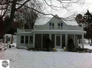 12882 N Lakeview Rd, Bear Lake, MI 49614