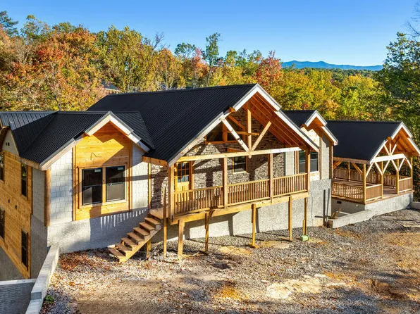 333 Elia Way, Sevierville, TN 37876