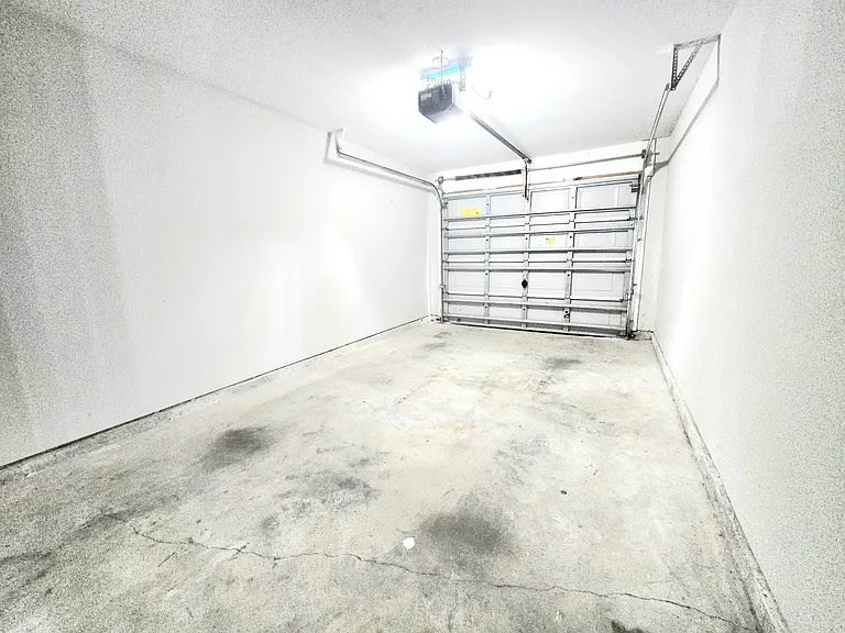9692 Cobblebrook Dr — Photo 14