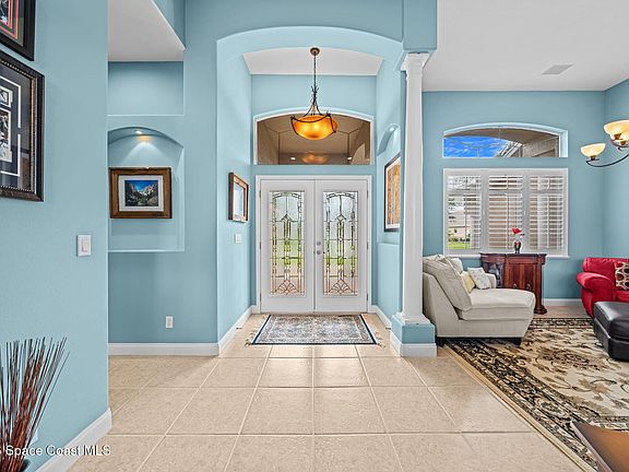 3rd image of 1045 Starling Way
