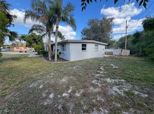 3724 Richard Rd, North Fort Myers, FL 33903