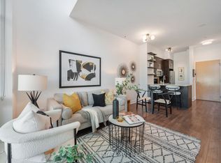 1048 Broadview Ave #TOWNHOUSE 1, Toronto, ON M4K2B8