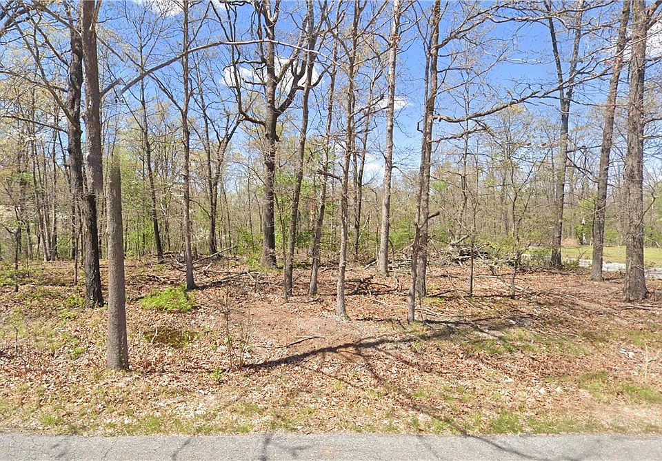 1st image of 17 Malone Dr #16