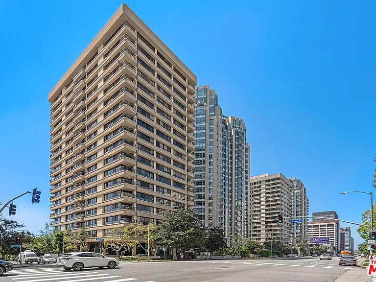 10750 Wilshire Blvd #1501 — Photo 1