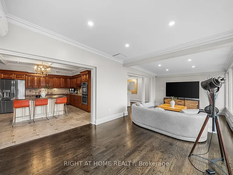 40 Heathview Ave — Photo 18