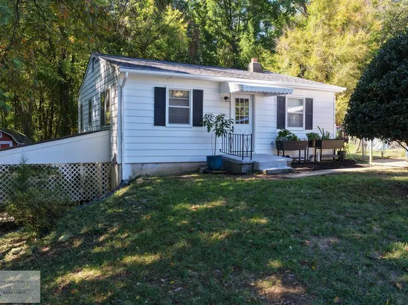 105 Lennox St, Danville, VA 24540