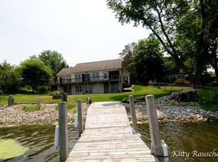 15796 Kitchel Ln, Grand Haven, MI 49417