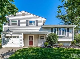 11 Cherryhill Rd, Milltown, NJ 08850