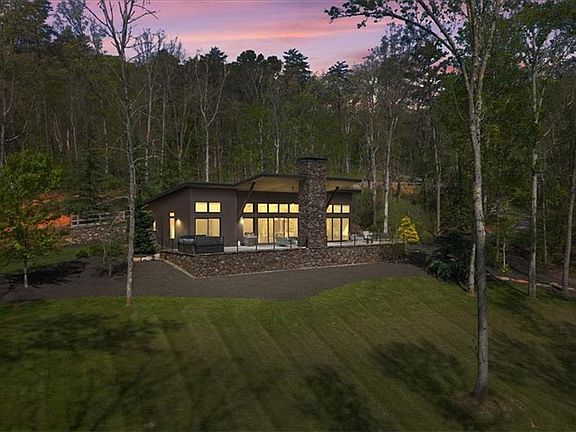2nd image of 545 Cowart Mountain Rd