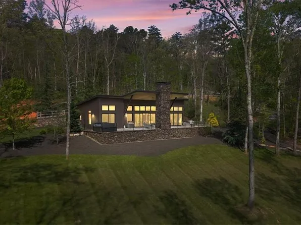 545 Cowart Mountain Rd, Jasper, GA 30143