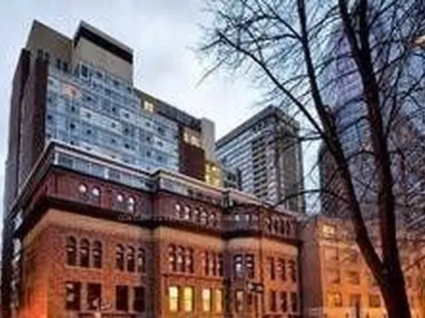 11 Saint Joseph St #210, Toronto, ON M4Y 3G4