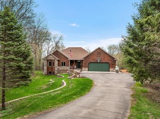 18510 Pheasant Ridge Rd, Prior Lake, MN 55372