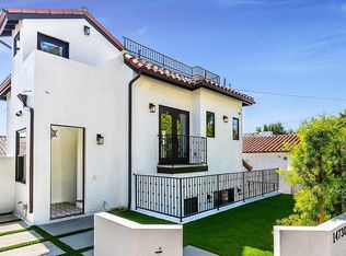 14730 McKendree Ave, Pacific Palisades, CA 90272