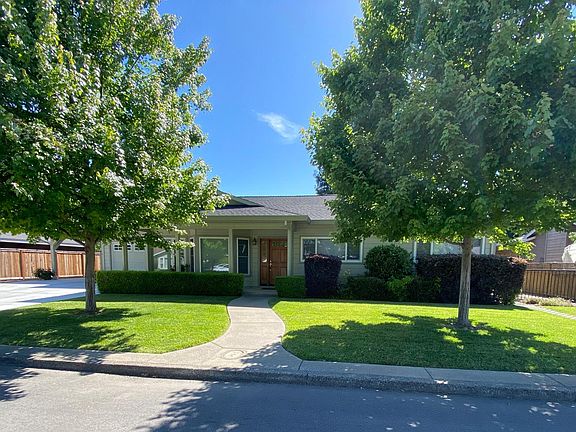 2nd image of 4049 Encina Dr