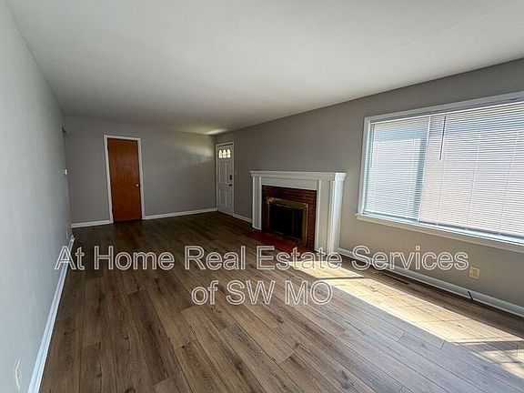 2nd image of 1637 E Page St