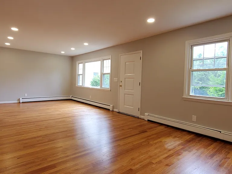 450 Tappan Rd — Photo 3