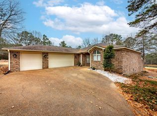 116 Fairway Dr, Fairfield Bay, AR 72088