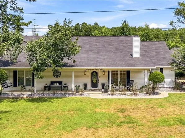 8168 Titleist Dr, Pineville, LA 71360