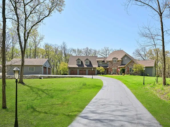 N4161 Kenney LANE, Delavan, WI 53115