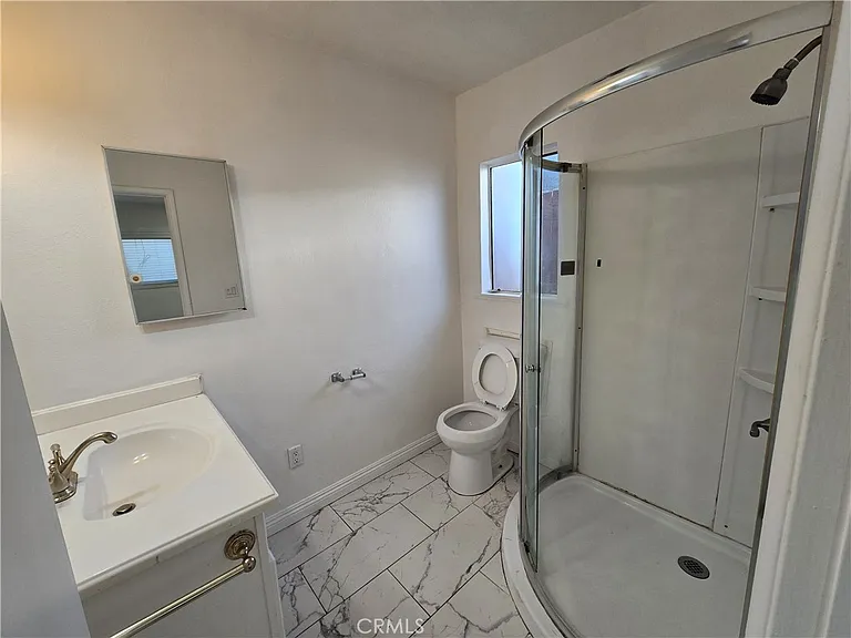 205 E Bencamp St — Photo 11
