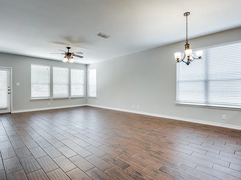 8726 Redwood Bnd — Photo 8