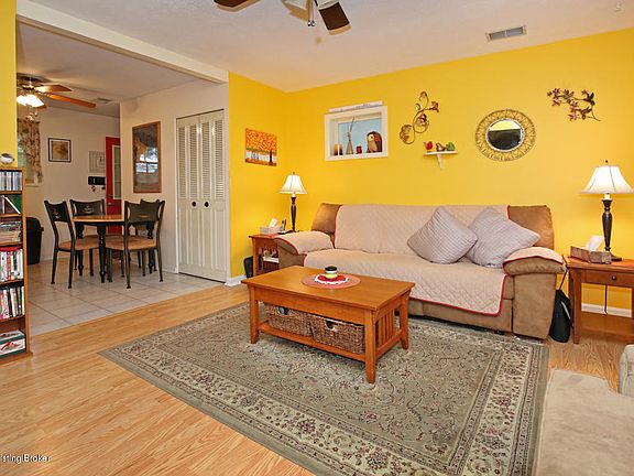 3rd image of 8604 Oglesby Ct