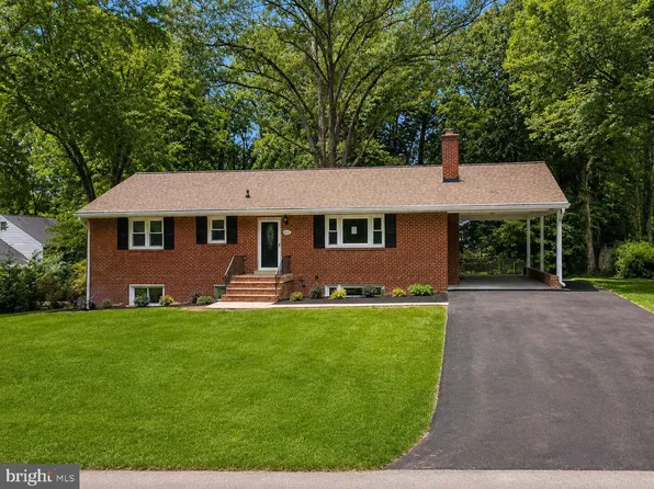 3214 Chichester Ln, Fairfax, VA 22031