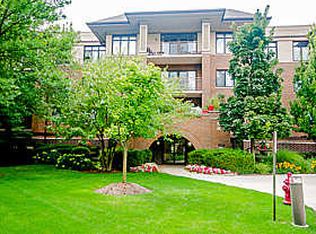 9200 E Prairie Rd APT 209, Evanston, IL 60203
