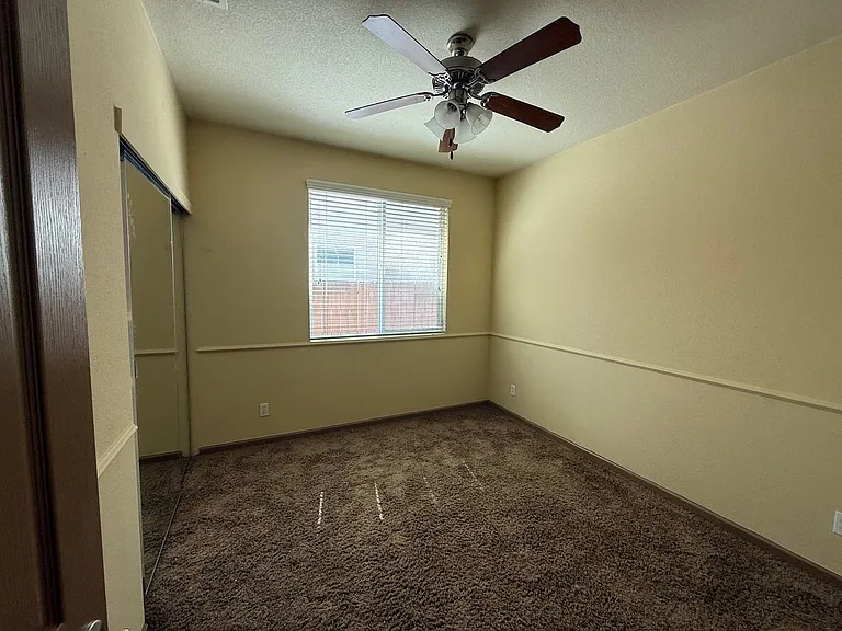 1764 Golden Way — Photo 26