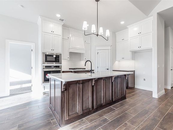 5th image of 16209 Villa Valeria Way