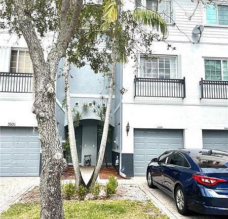 5th image of 3589 NW 14th Ct