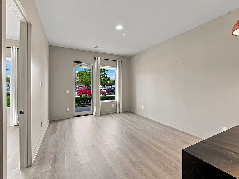 1090 Haysboro Ave #113 — Photo 14