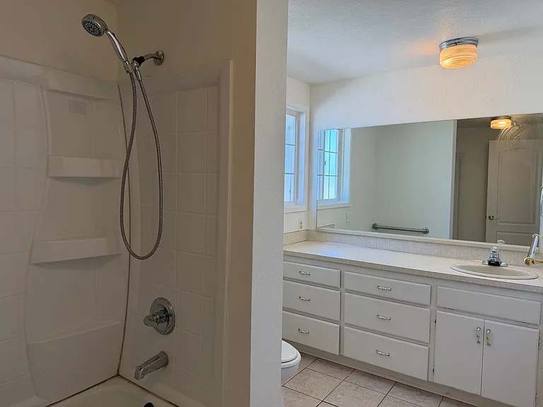 2814 Mission Beach Heights Rd — Photo 22