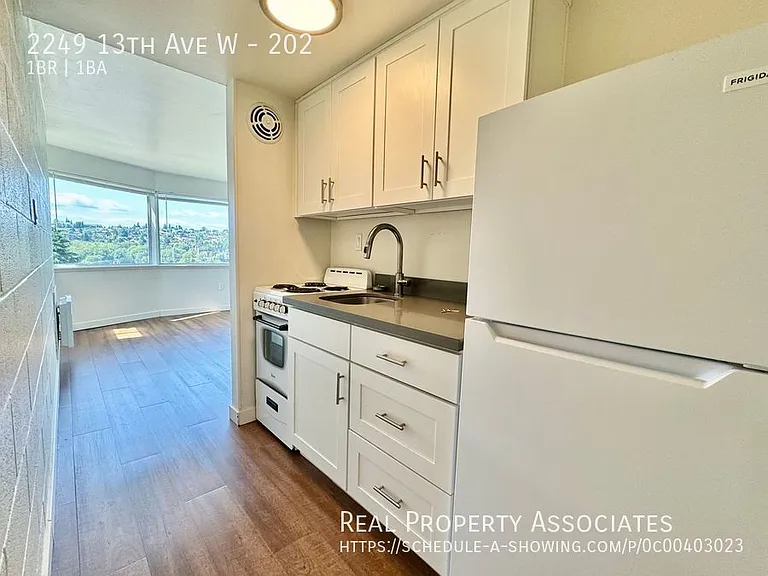 2249 13th Ave W #202 — Photo 2
